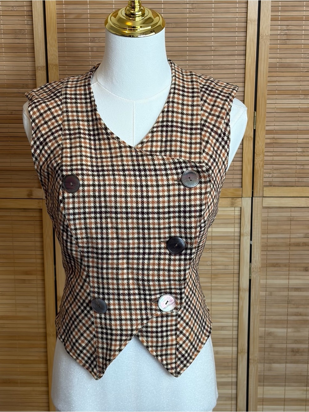 VTG Pendleton Wool Plaid Vest in Brown/ Rust Plaid Flaw Read